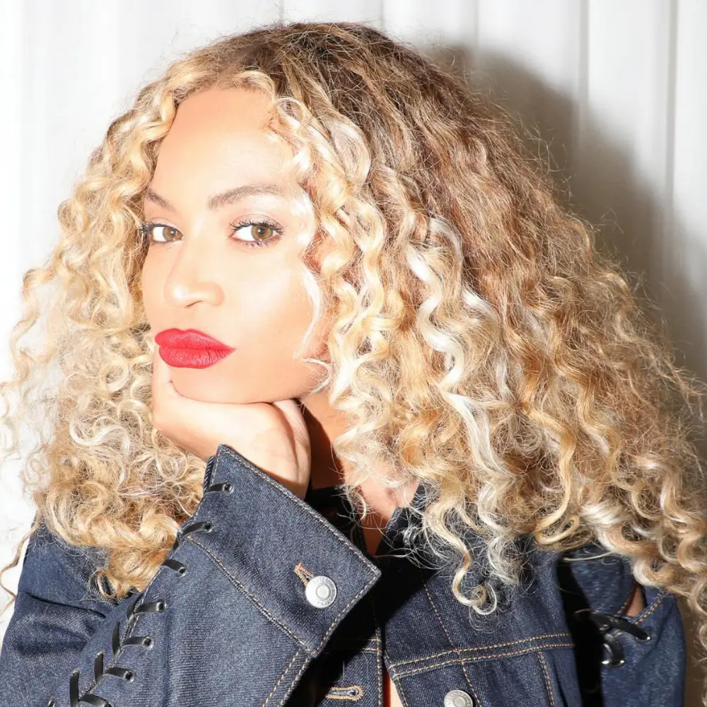 Beyoncé Unveils Her Haircare Rituals and Embraces Natural Beauty with Cécred